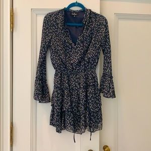 Lulu’s mini dress in navy floral